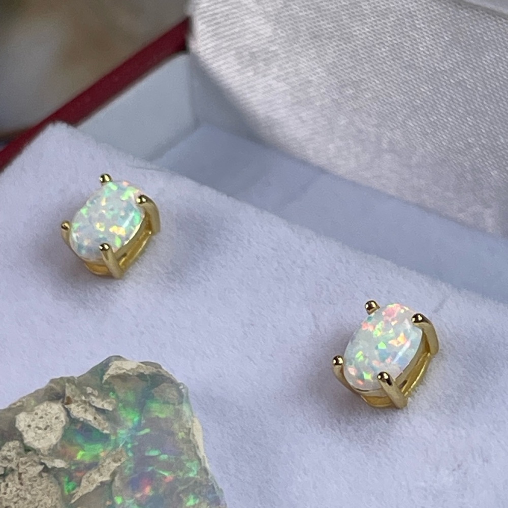 14K 2ct Australian‼️ Opal Stud earrings. SOLID 14K - Picture 6 of 9